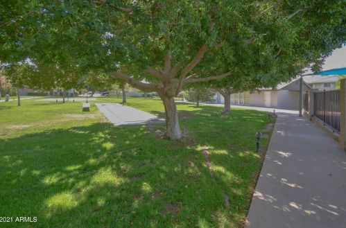 4430 Belleview St, Phoenix AZ 85008-5644 exterior