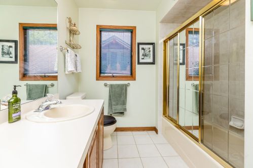 3132 Wenonah Ave, Forest View IL 60402-2952 exterior