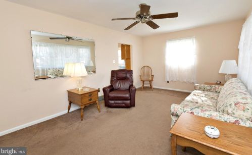 5 Cambridge Ave, Erial NJ 08081-1229 exterior