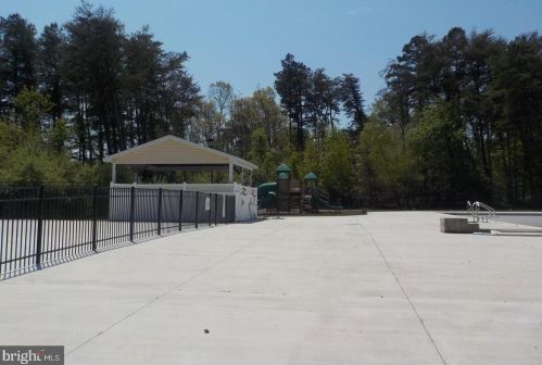 49 Colts Nck Dr, Erial NJ 08081-5616 exterior