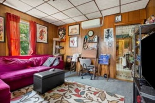 6 Carlstad St, Worcester MA 01607-1508 exterior