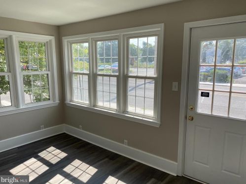 927 Broad St, West Deptford, NJ 08096-3502