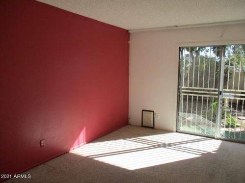 2215 Claremont St, Phoenix AZ 85015-2029 exterior