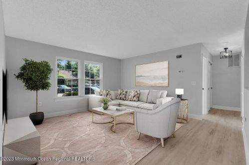 402 Daffodil Dr, Jackson Twp NJ 08527-4127 exterior