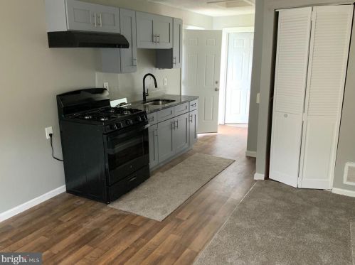 26 Washington St, West Deptford NJ  08066-1270 exterior