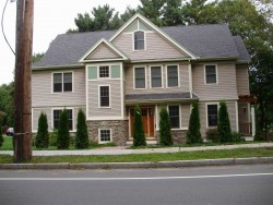 1573 Beacon St, Newton, MA 02468-1507