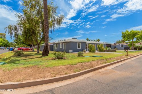 2441 Edgemont Ave, Phoenix AZ  85008-1030 exterior