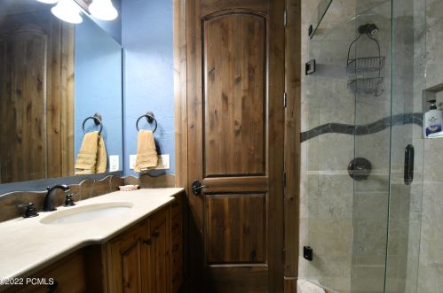 2702 Est Dr, Park City UT 84060-6878 exterior