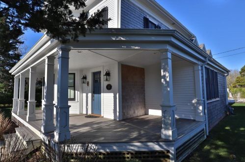 125 Seaview St, Chatham MA 02633-2330 exterior