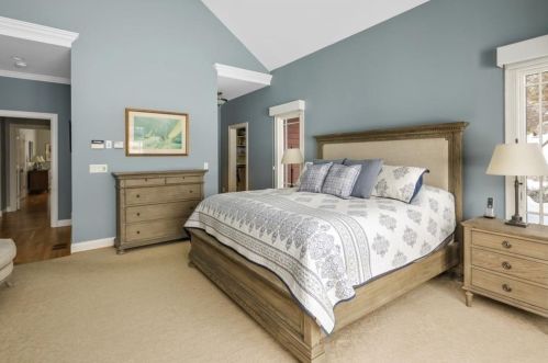 84 Black Rock Dr, Hingham MA 02043-4878 exterior