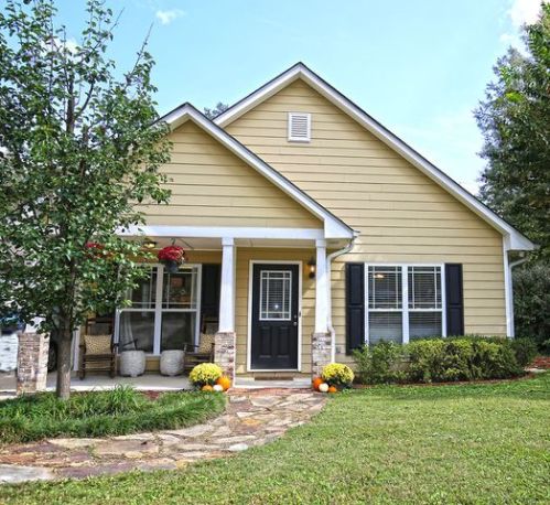 169 Daly St, Birmingham, AL 35210-3223