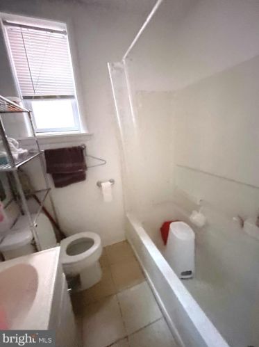 112 20 St, Philadelphia PA 19138-2902 exterior