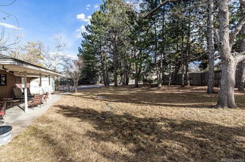 9164 Tufts Ave, Englewood CO 80111-1165 exterior