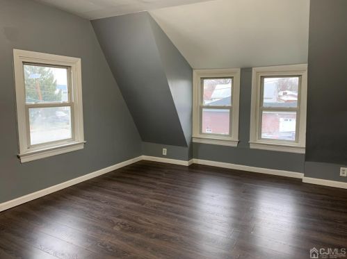 247 Cherry St, Carteret NJ 07008-1745 exterior