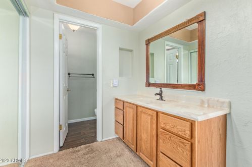 2428 Acoma Dr, Phoenix AZ 85032-4855 exterior