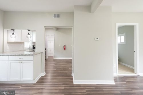 128 Edith Ave, West Deptford NJ 08096-3521 exterior