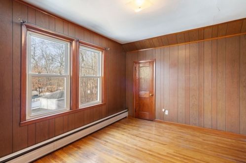 133 Malvern Rd, Worcester MA 01610-2258 exterior