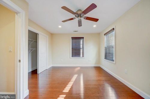 985 6th St, Philadelphia PA  19123-1405 exterior