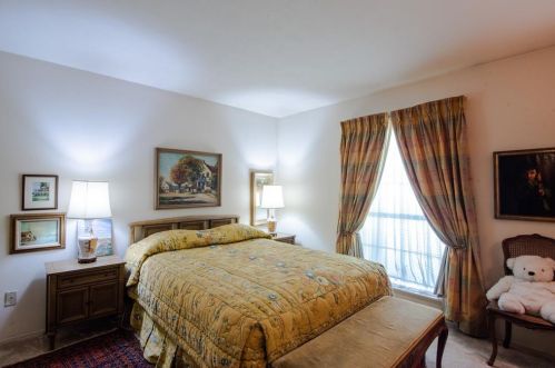 3526 Rockcrest Dr, Garland TX 75044-6514 exterior