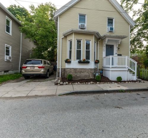 87 Jenney St, New Bedford, MA 02740-3738