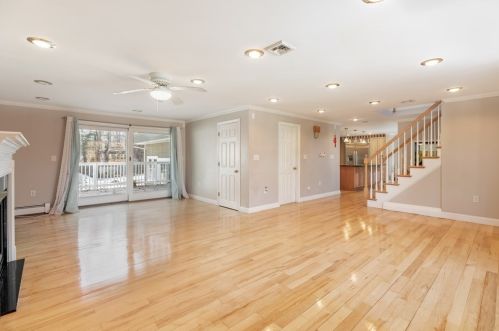 24 Harvey Ln, Whitman MA 02382-1948 exterior