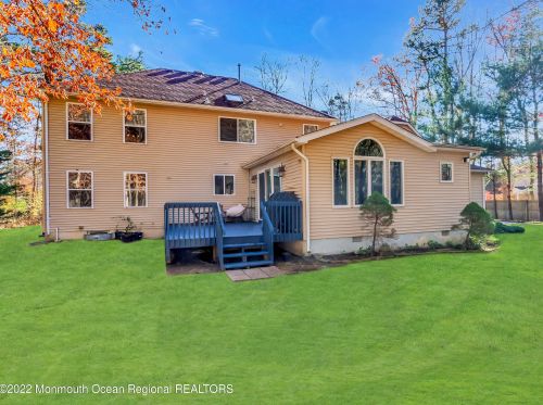 6 Pitney Ln, Jackson Twp NJ 08527-2933 exterior