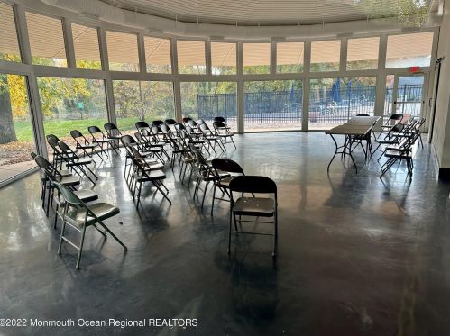 31 Ann Ct, Tinton Falls NJ  07724-3000 exterior