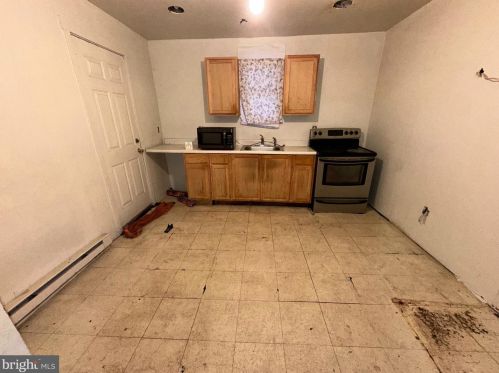 1822 20 St, Philadelphia PA 19140-1003 exterior