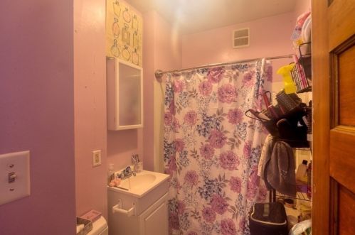 101 Greenwood St, Worcester MA 01607-1504 exterior