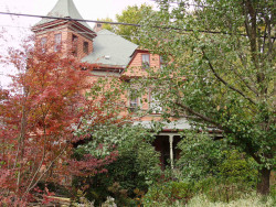 161 Allerton Rd, Newton, MA 02461-1250