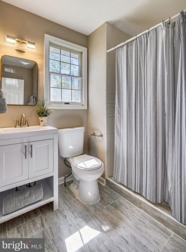 6147 Campfire, Columbia MD 21045-4050 exterior