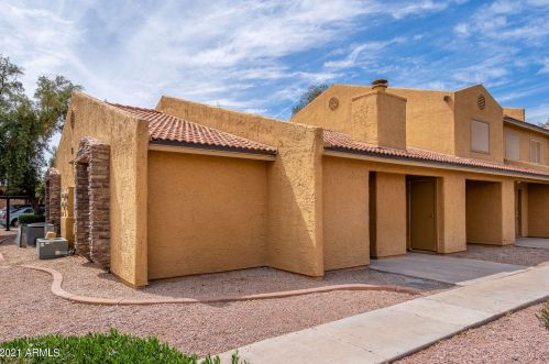 3511 Baseline Rd, Phoenix AZ 85042-7225 exterior