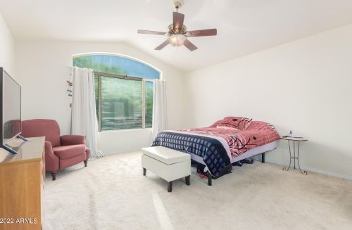 13451 47 Way, Phoenix AZ 85042-5318 exterior