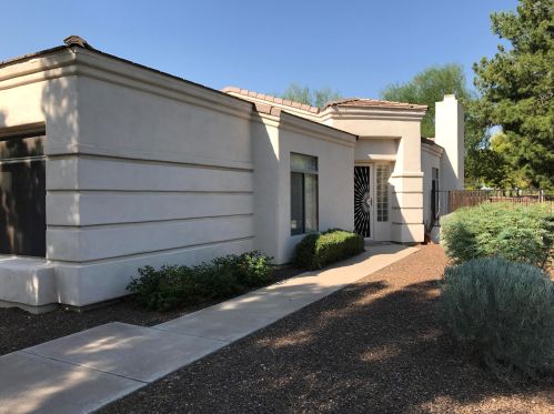 6806 39th Pl, Phoenix AZ  85042-6201 exterior