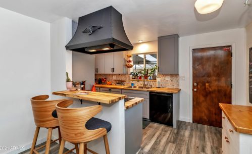 5047 39 Dr, Phoenix AZ 85029-3002 exterior