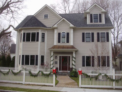 63 Avondale Rd, Newton, MA 02459-1618