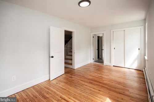 156 Turkey Hill Rd, West Deptford NJ  08093-2312 exterior