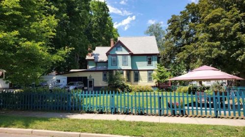 51 Holland Ave, Montgomery, MA 01085-3730