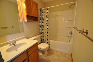 6014 Picacho Dr, Fort Wayne IN  46825-1803 exterior