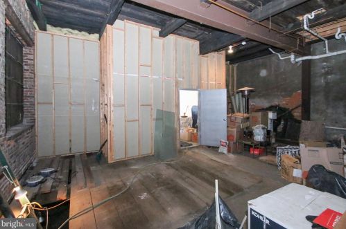 1225 6 St, Philadelphia PA 19147-4828 exterior