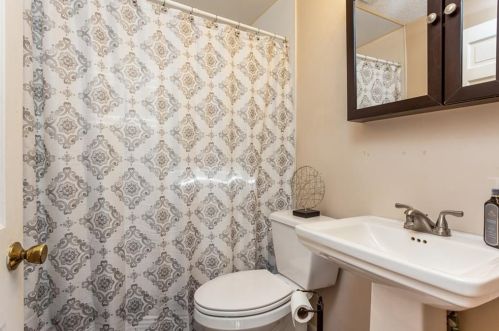 161 County St, Seekonk MA 02771-5629 exterior