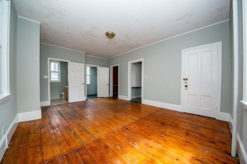 95 Chestnut St, New Bedford MA 02740-5254 exterior