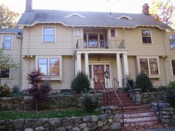 30 Berwick Rd, Newton, MA 02459-2101