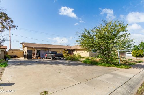 6211 Clarendon Ave, Phoenix, AZ 85033-4124