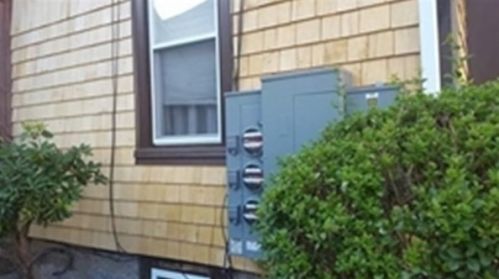 133 Rdg St, Fall River MA 02721-1801 exterior