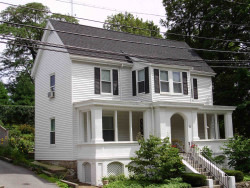 54 Pettee St, Newton, MA 02464-1213