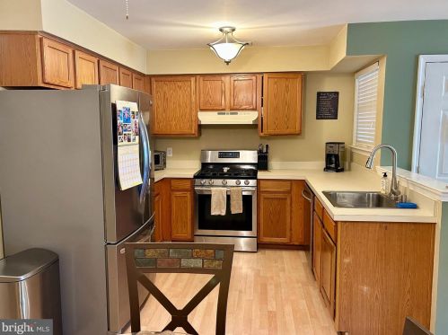 1393 Tristram Cir, West Deptford NJ 08051-2260 exterior