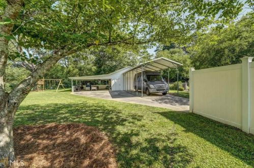 945 College Ave, Conyers GA 30012-4423 exterior