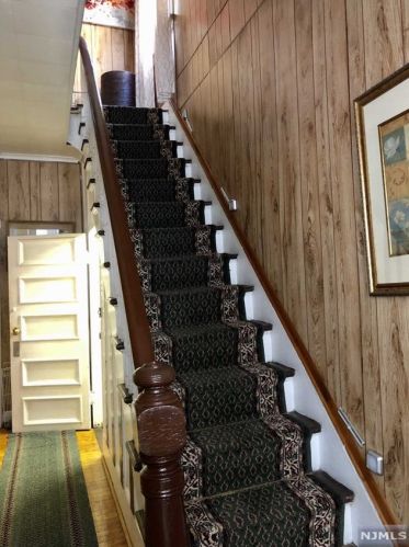 48 Dukes St, Kearny NJ 07032-3928 exterior