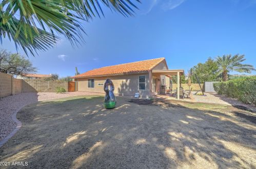 14609 32nd St, Phoenix AZ 85032-2704 exterior